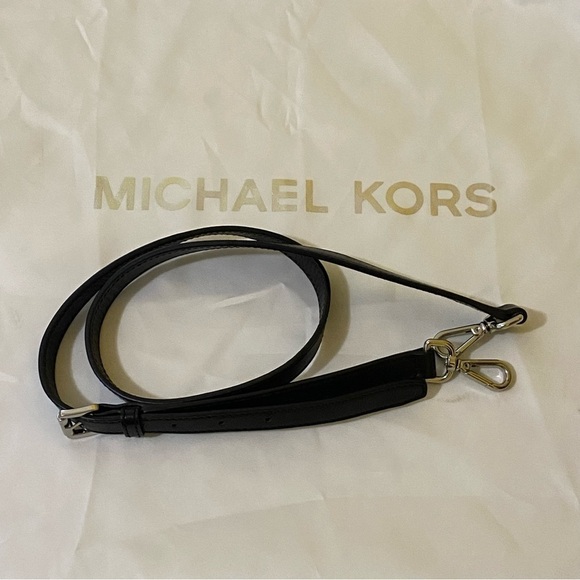 Michael Kors Cynthia Logo Black Leather Medium Sachel Bag Silver Black Hardware‎ - Picture 12 of 15